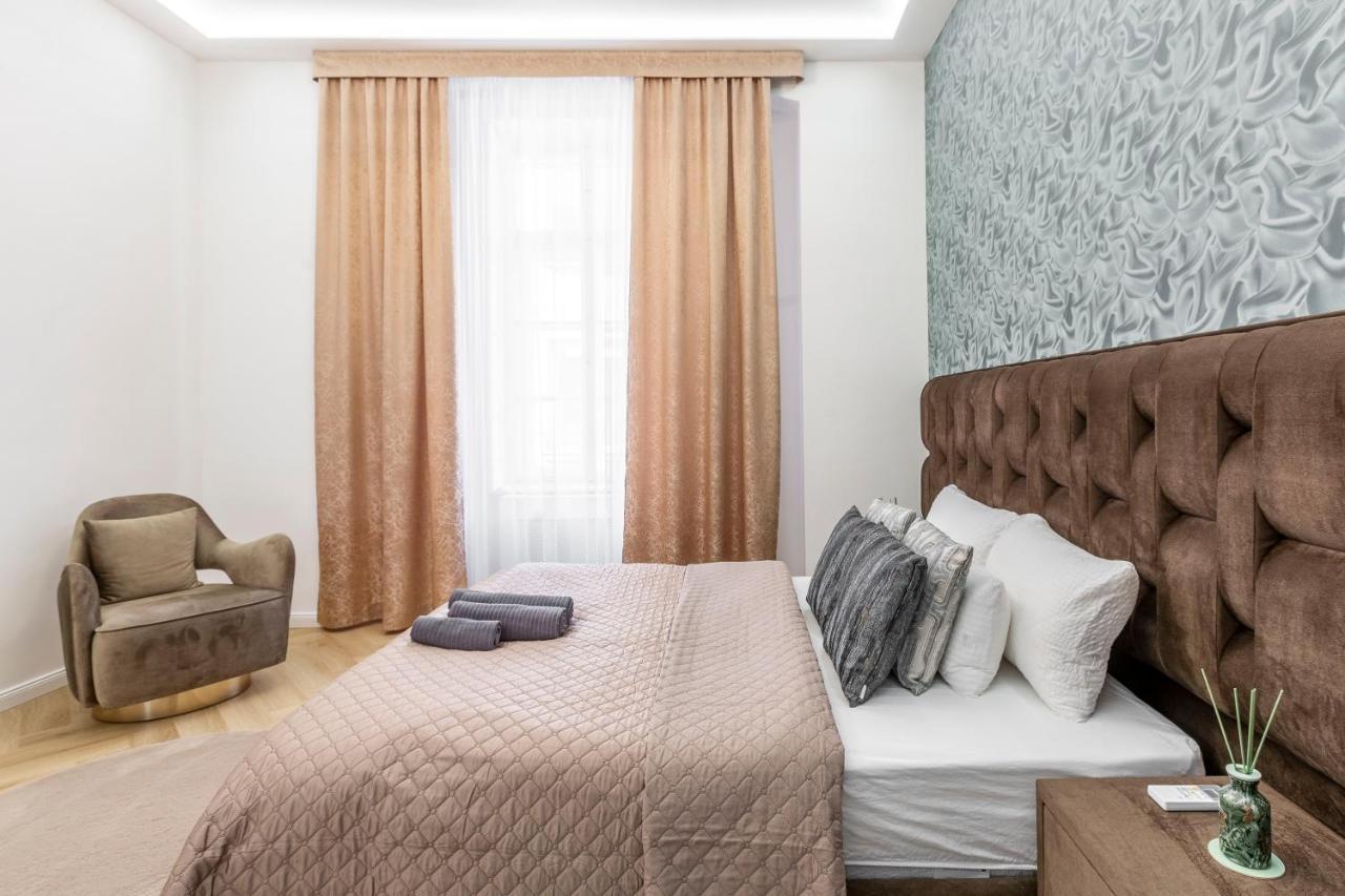 Luxurious Bajcsy Residence Next To The Basilica Budapest Exteriör bild